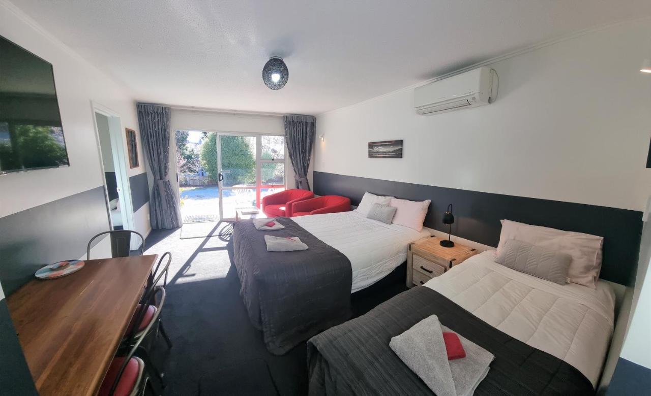Alpine Motel Wanaka Ngoại thất bức ảnh
