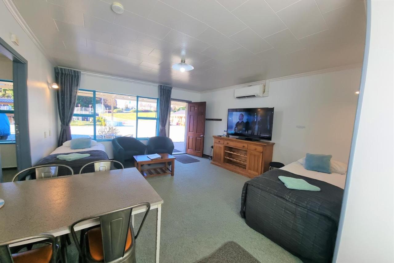 Alpine Motel Wanaka Ngoại thất bức ảnh