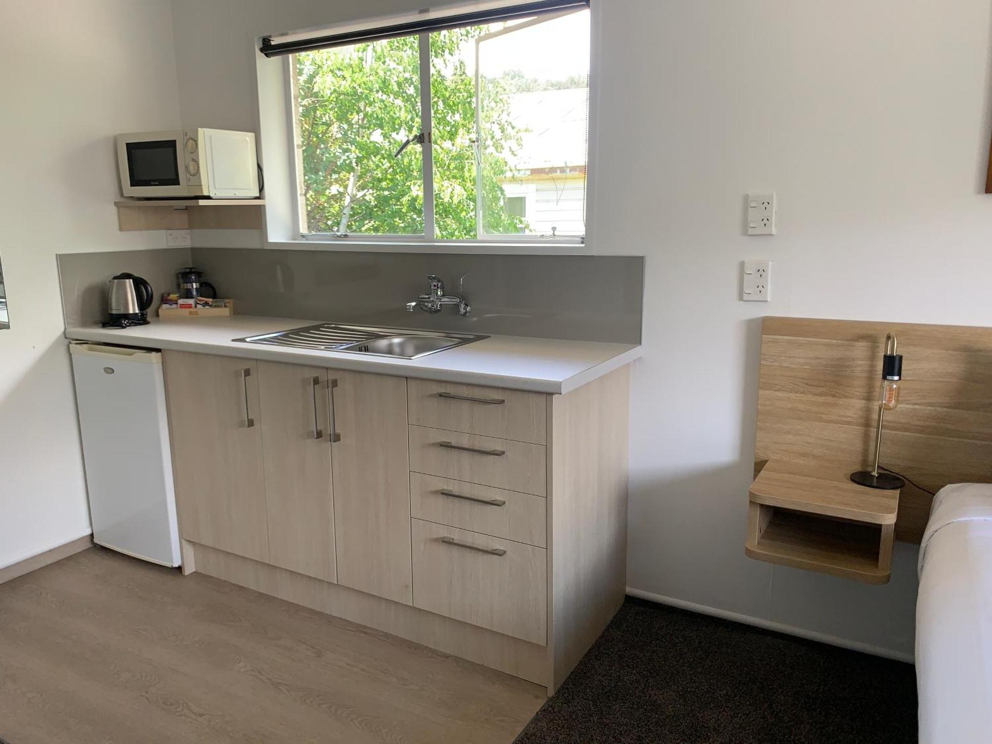 Alpine Motel Wanaka Ngoại thất bức ảnh