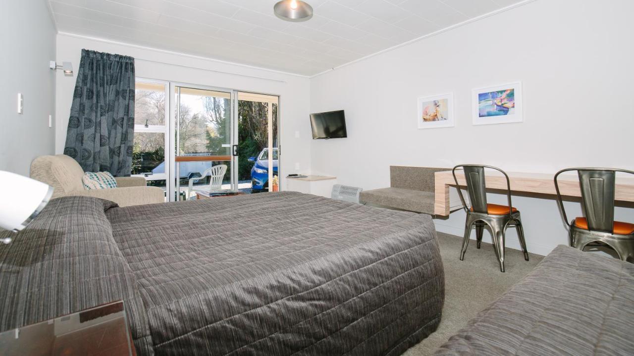 Alpine Motel Wanaka Ngoại thất bức ảnh